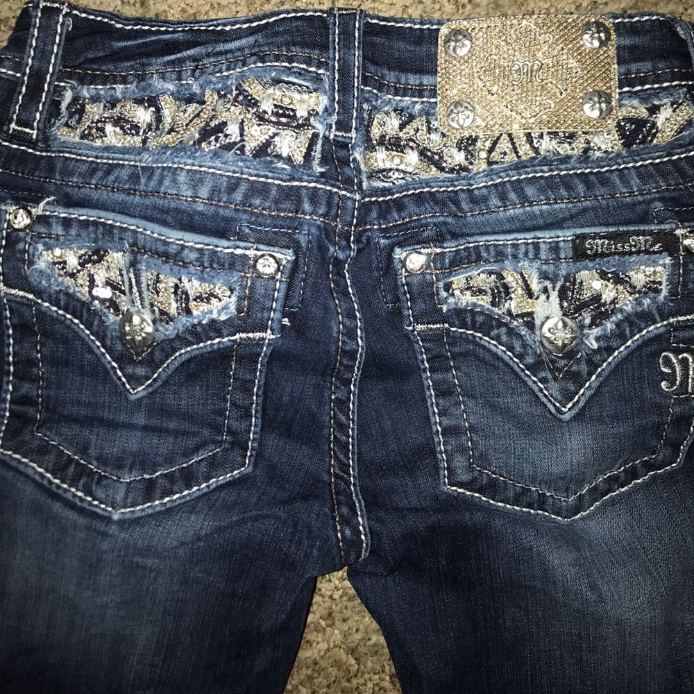 size 14 (women’s 24) miss me skinny jeans